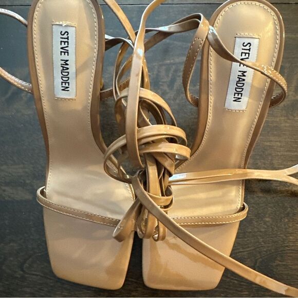 Steven Madden Strappy Sandals Lace Up Size 9 Tan - Picture 5 of 10